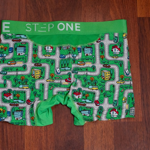 Step One Trunks - Picture 7 of 7